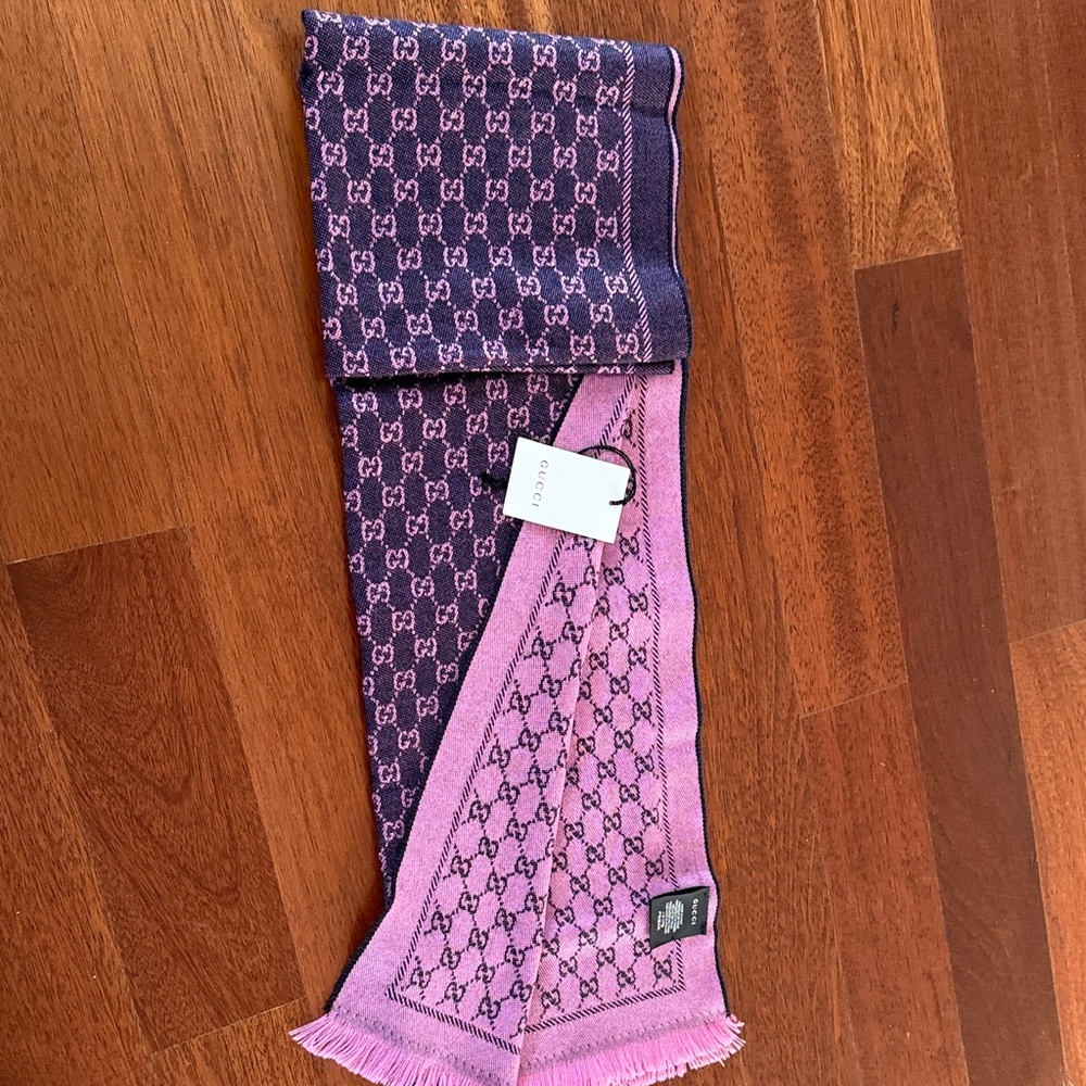 Gucci Pink and Navy GG Pattern Scarf